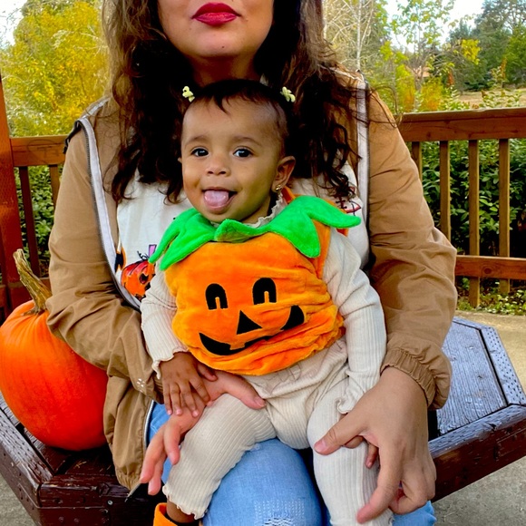 Meet your Posher, Faviola - Picture 11 of 11